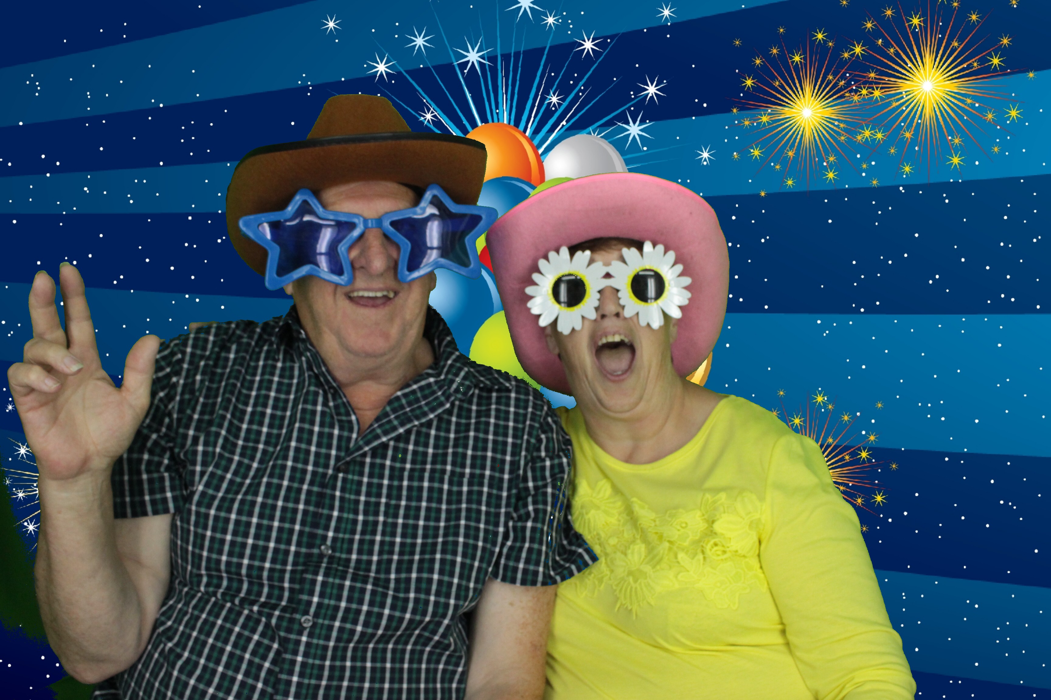 Rachel's 50th Birthday | View more photos from the event at gallery.myphotoboothexperience.co.uk/u/MyPhotoBoothExperienceLtd/Rachels-50th-Birthday